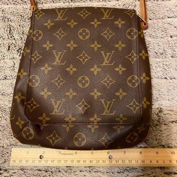 Authentic Louis Vuitton Monogram Musette Pm - Picture 8 of 8